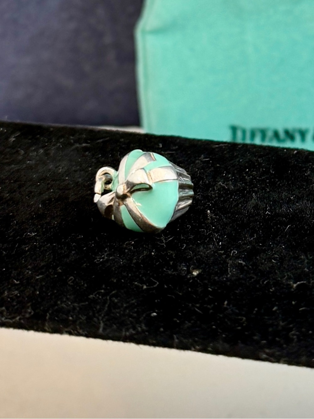 TIFFANY & CO. Sterling Silver Tiffany Blue Enamel  Gift Bow Cupcake Charm w/ COA